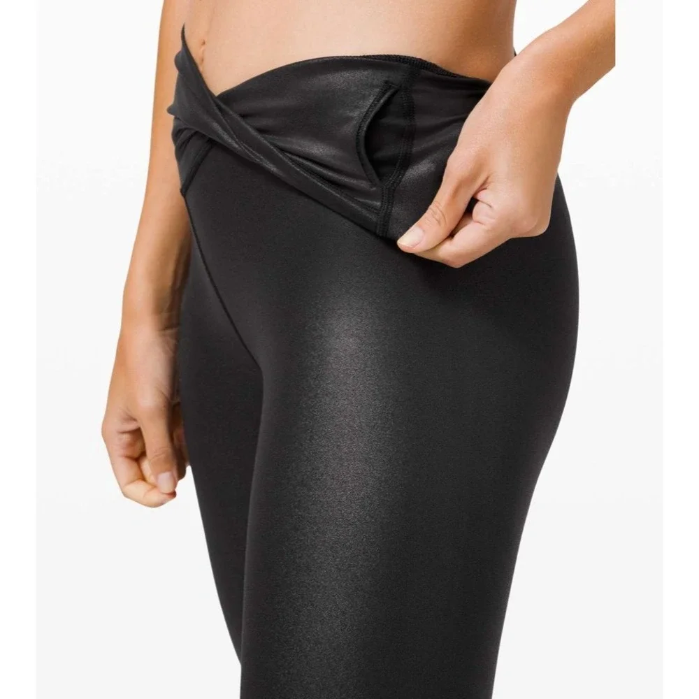 Lululemon‎ Women's Black Foil Wunder Under High Rise Tight - Picture 3 of 8
